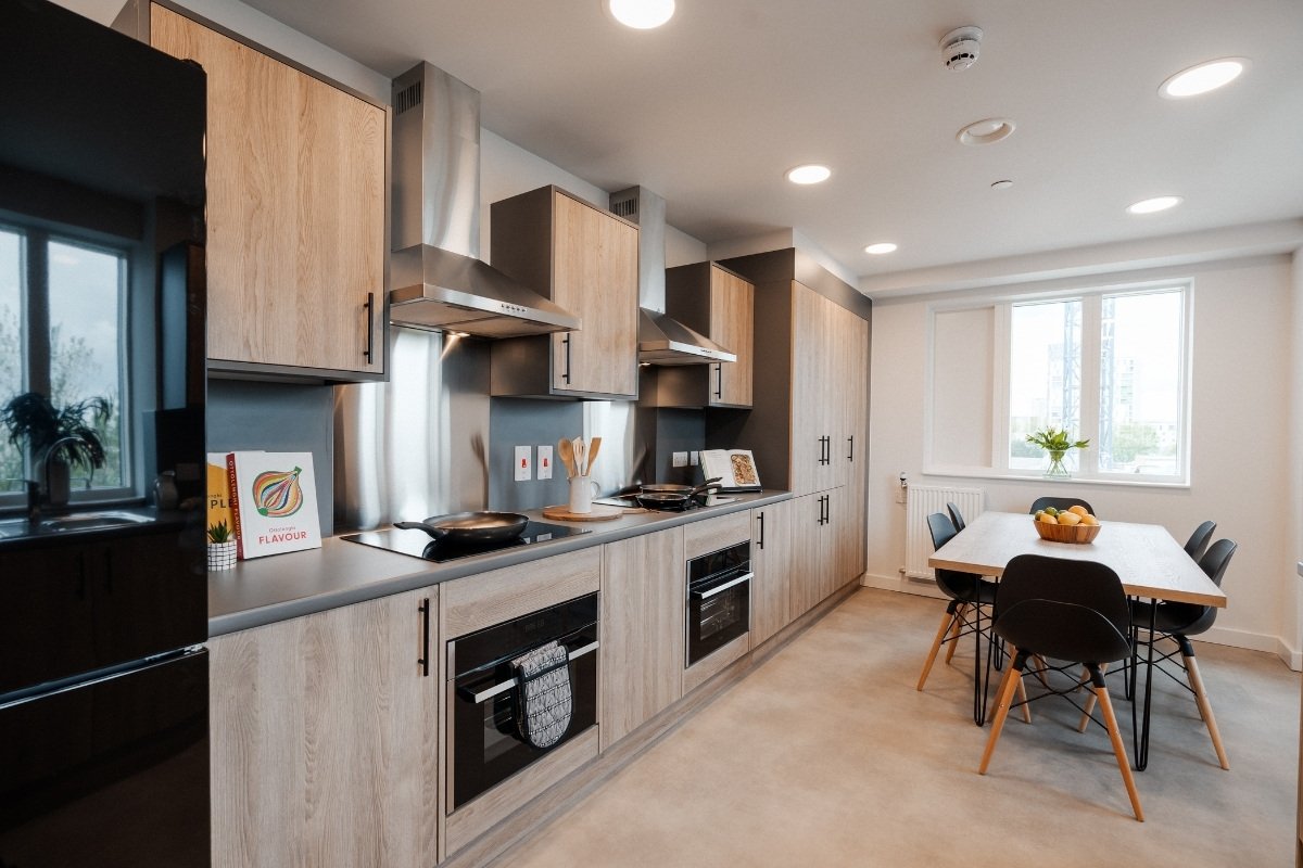 superior-ensuite-04